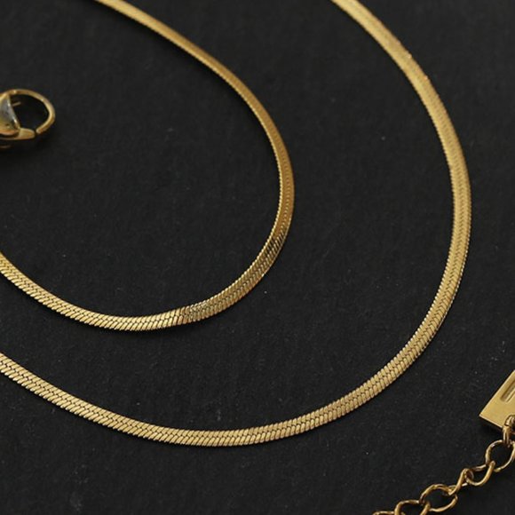 MILA Mini Snake Skin Textured Chain Necklace - Picture 7 of 10